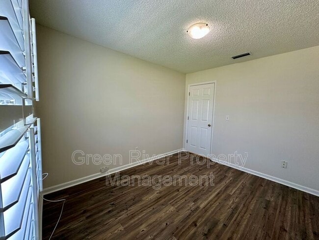 Building Photo - 412 La Reserve Cir