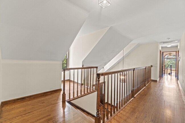 Building Photo - 12780 Chatter Brook Dr