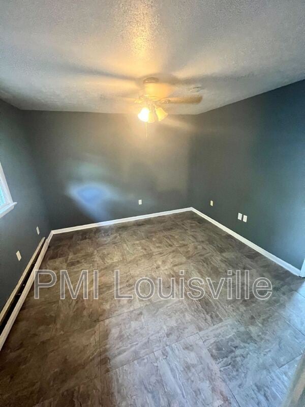 Building Photo - 4501 S 6th St