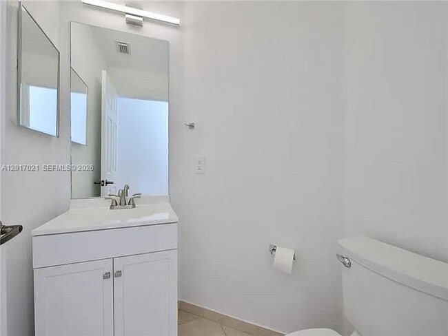 Building Photo - 7772 NW 114th Pl