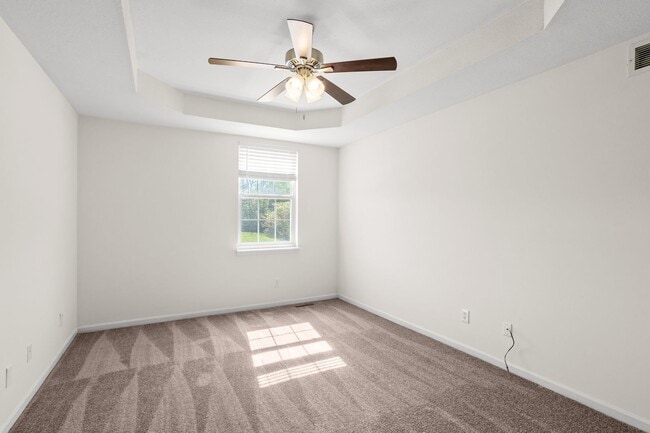 Building Photo - 5009-5011 Betty Jean Way