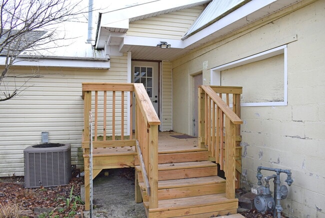 Building Photo - 6271 W Cedar Meadows Ln