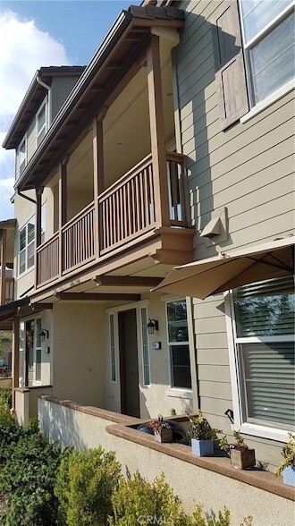 Building Photo - 908 N Acacia Ct