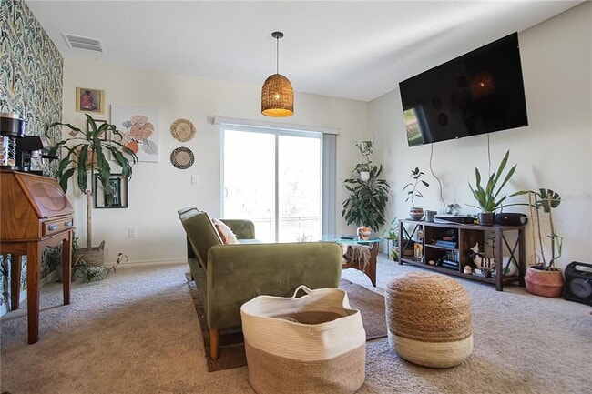Building Photo - 1739 Post Oak Dr