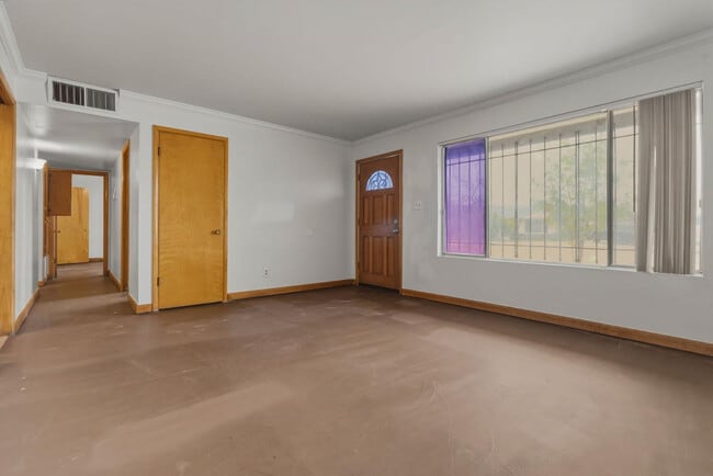 Building Photo - 3636 W Keim Dr