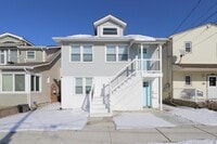 Building Photo - 125 N Wissahickon Ave