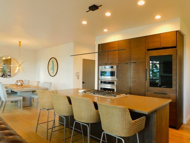Building Photo - 55 Shady Pnes Ln