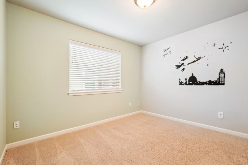 Building Photo - 4335 Dudley Dr NE