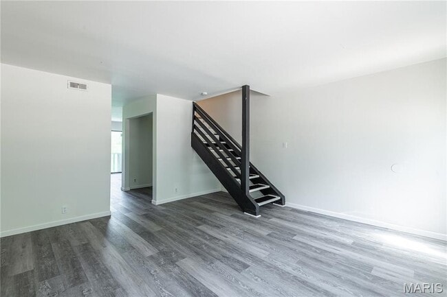 Building Photo - 3017 Pembroke Ln