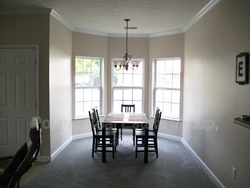 Building Photo - 1070 Sedona Pass