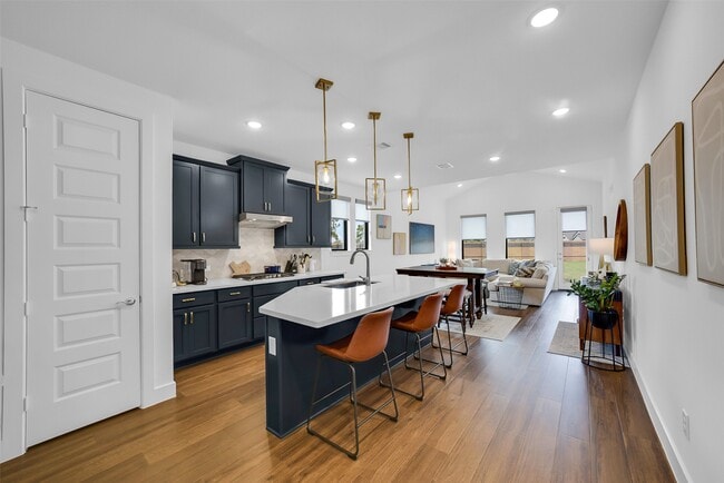 Building Photo - 7222 Grassland Vis Ln