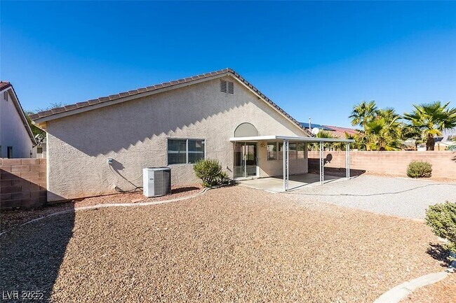 Building Photo - 3706 Lake Victoria Dr