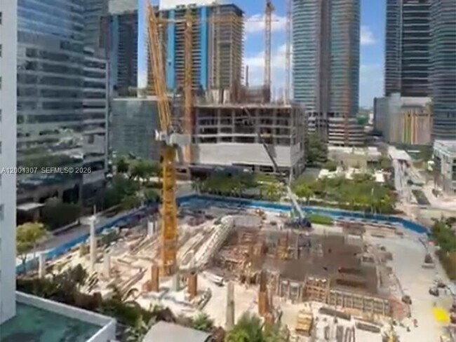 Building Photo - 170 SE 14th St