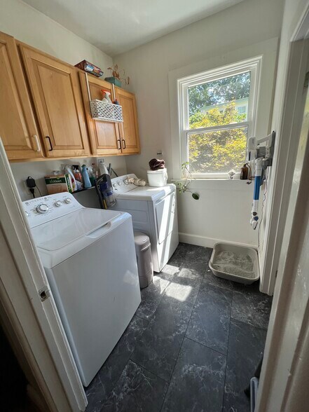 Laundry room - 274 Prospect St