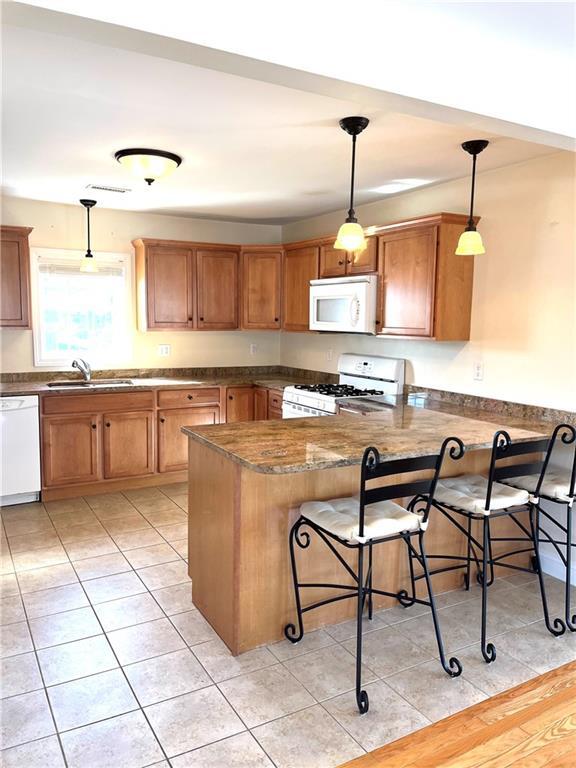 Building Photo - 31 Garfield Ave