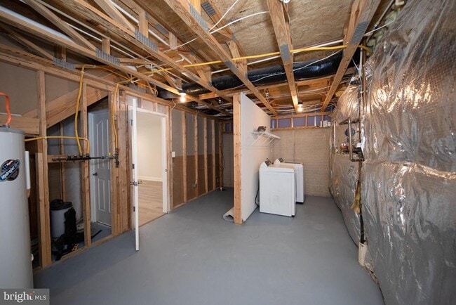 Building Photo - 580 Callander Way