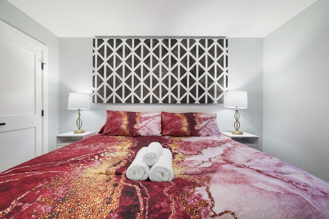 Building Photo - 126 Petrarch Trail