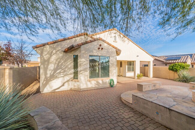 Building Photo - 799 West Camino Tunera