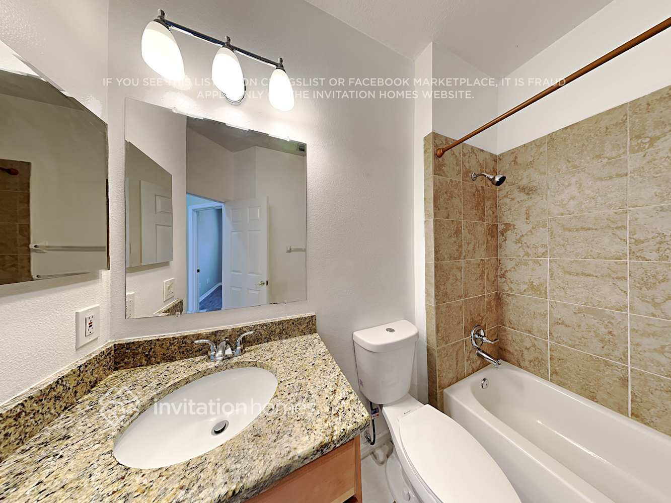 Building Photo - 1888 Sun Gazer Dr