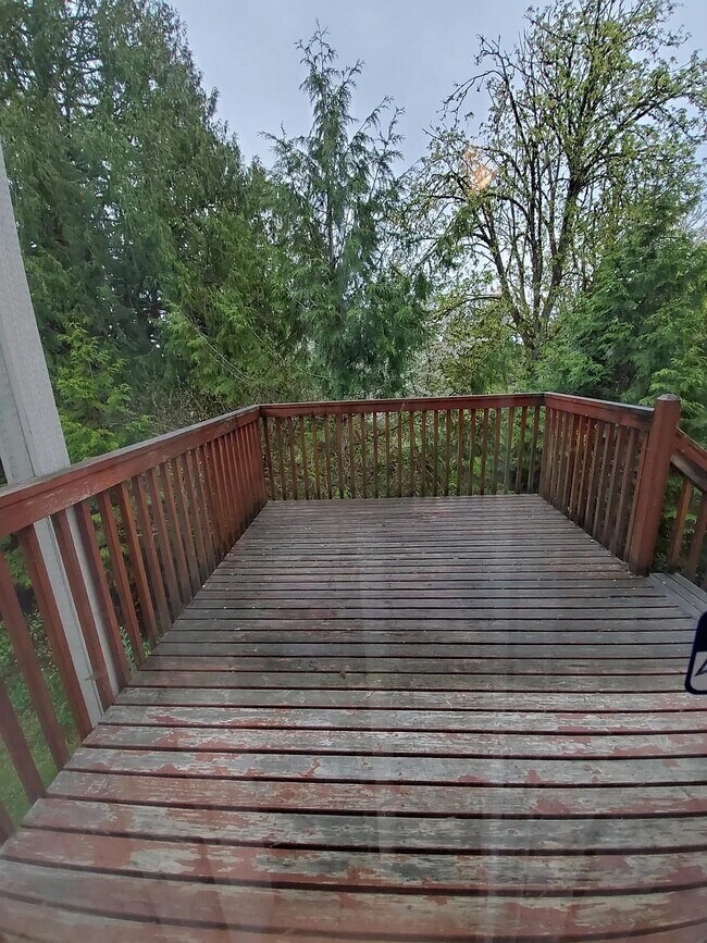 Building Photo - 18323-18313 13th Ave Ct E