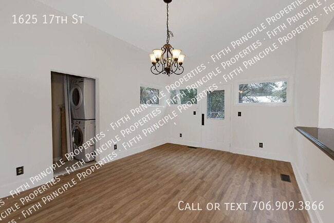 Building Photo - 1625 17th St