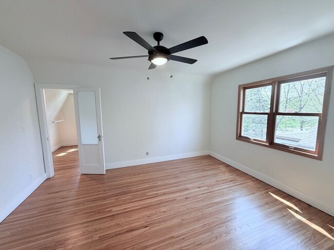 Building Photo - Fully Remodeled Luxury Home with Exceptional Space and Style!!