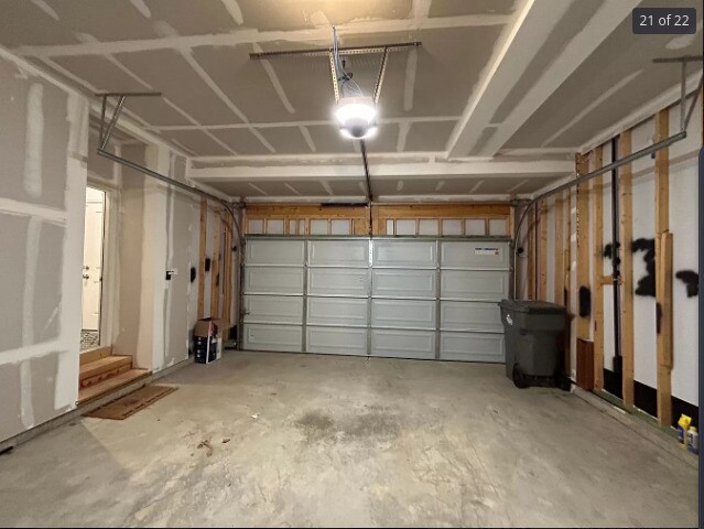 Building Photo - 5138 Arling Dr