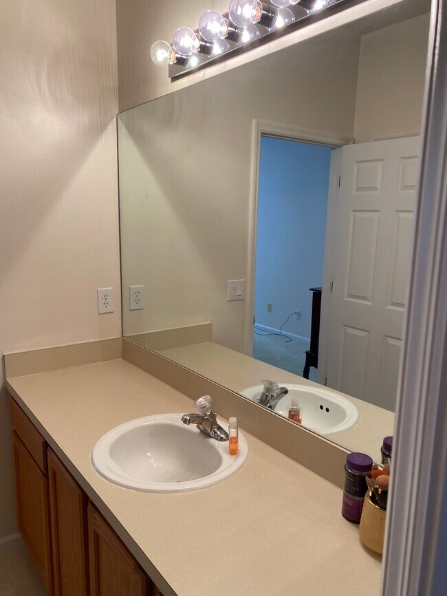 Building Photo - 1248 Marquise Ct