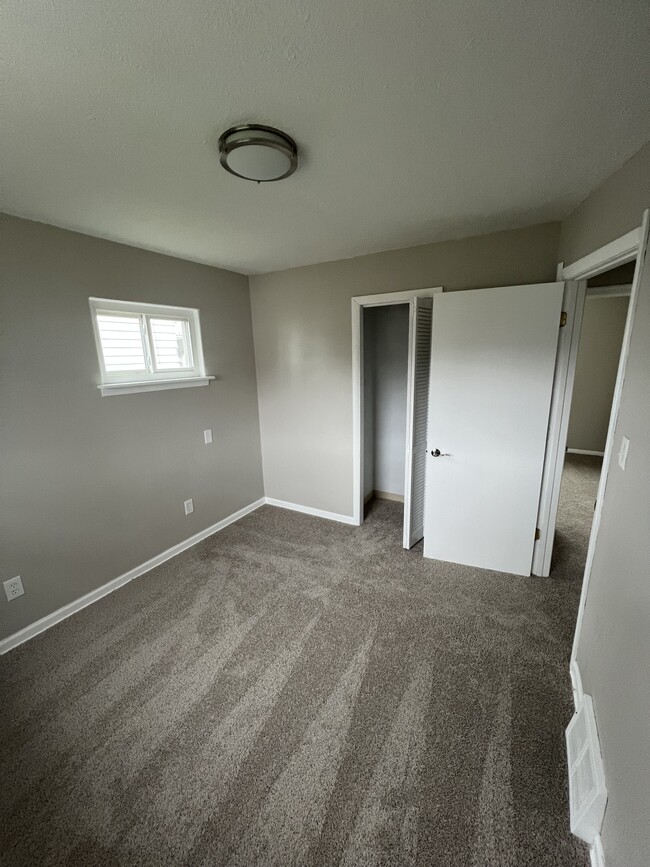 Rear Bedroom - 15893 Hummel Rd