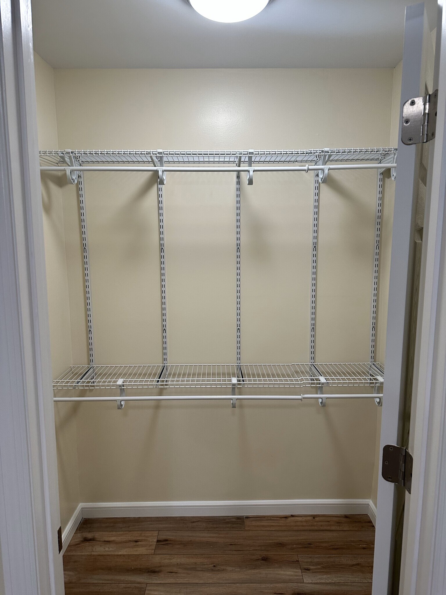 Building Photo - 107 Violet Aly