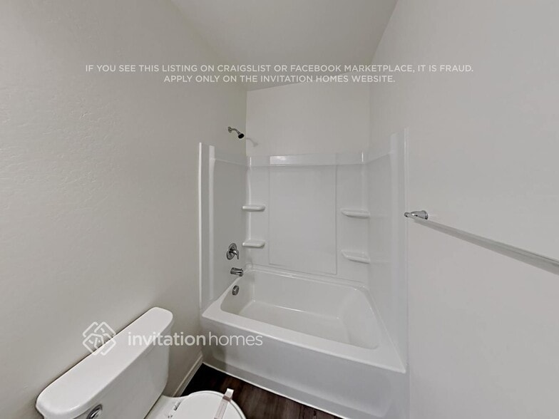 Building Photo - 16524 W Jenan Dr