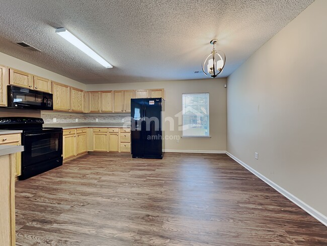 Building Photo - 1022 Deerberry Rd