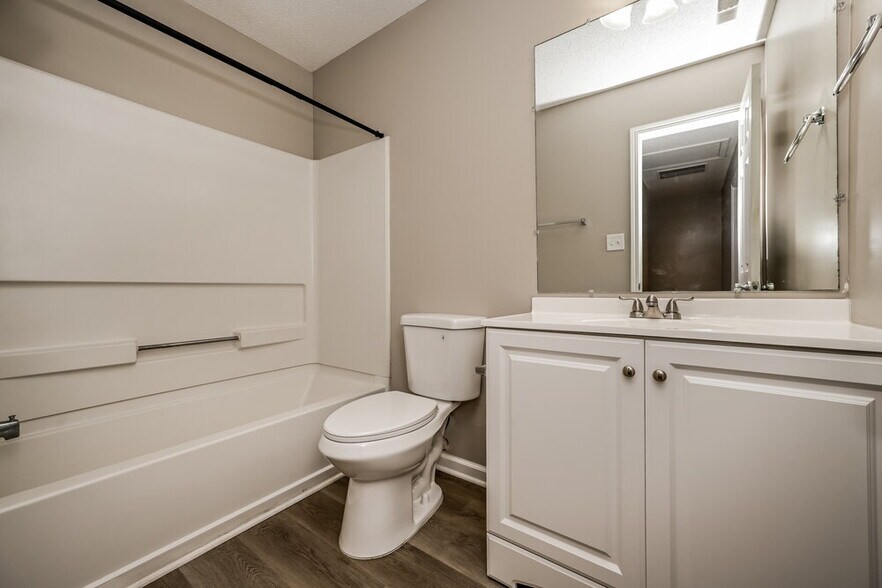 Building Photo - 4511 Heritage Pkwy