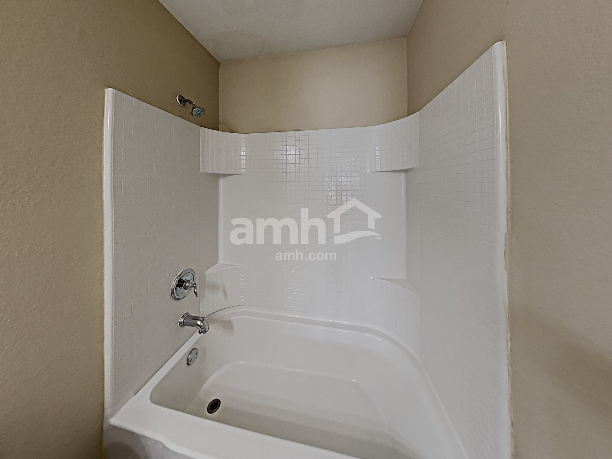 Building Photo - 7152 Little Mohican Dr