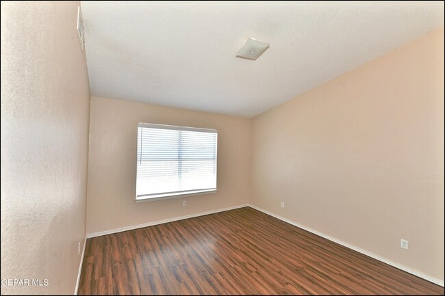 Building Photo - 4100 Tierra Venado Dr