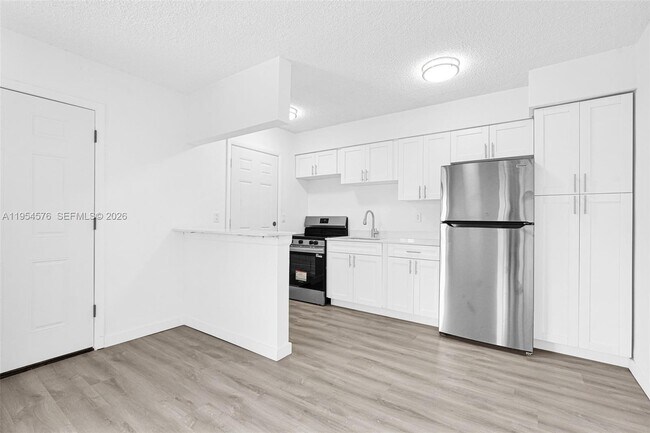 Building Photo - 13210 Memorial Hwy