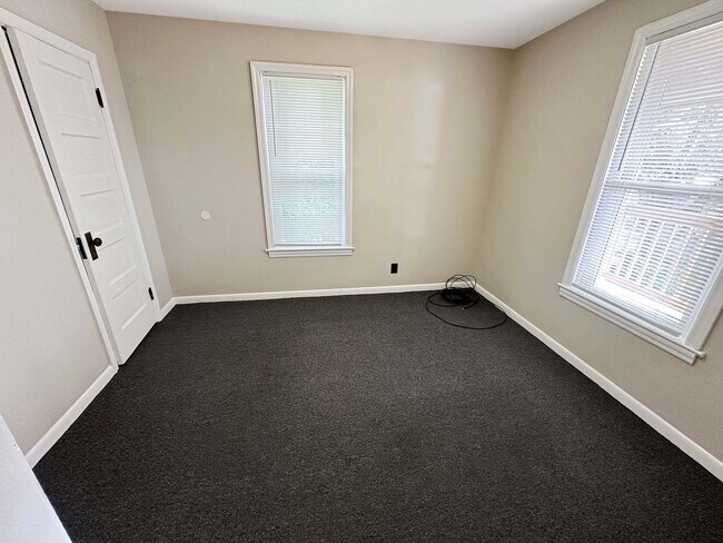 Building Photo - 25 Crane Alley