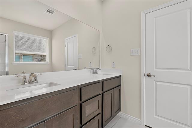 Building Photo - 2804 Cain Dr