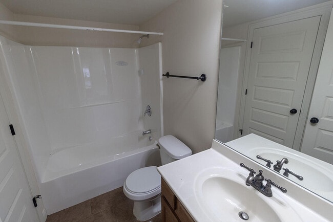 Building Photo - 4610 Dehaven Dr