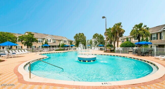 Building Photo - 1605 Cape Cod Dr