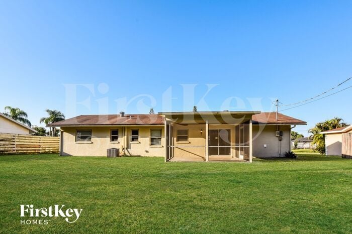 Building Photo - 18150 Adams Cir