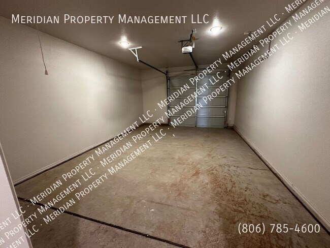 Building Photo - 5827 Urbana Pl