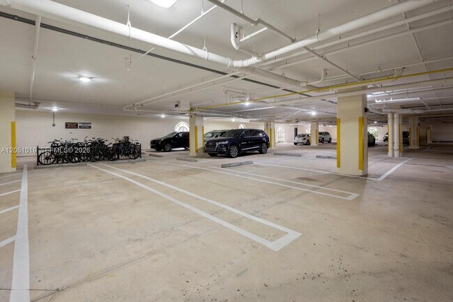 Building Photo - 2900 NW 125th Ave