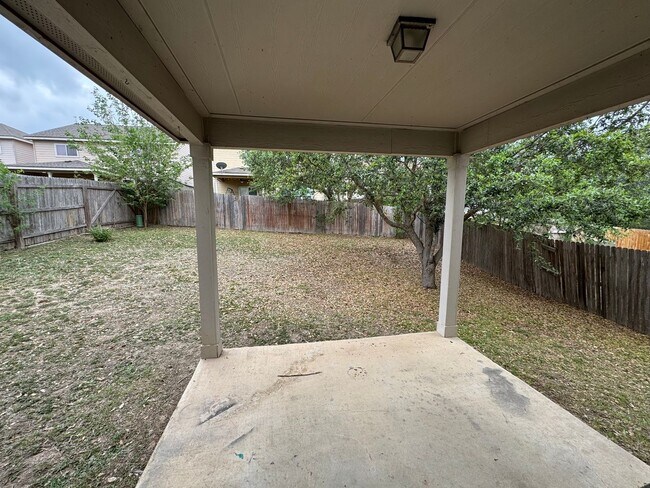 Building Photo - Move-In Ready 3BR Home with Open Living & Large Backyard Leon Valley | 410 & Bandera Rd