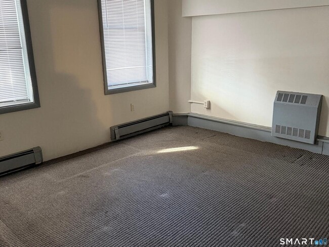 Building Photo - 17 1st Ave