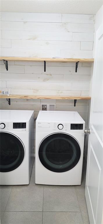 Building Photo - 36827 Goffaux Loop