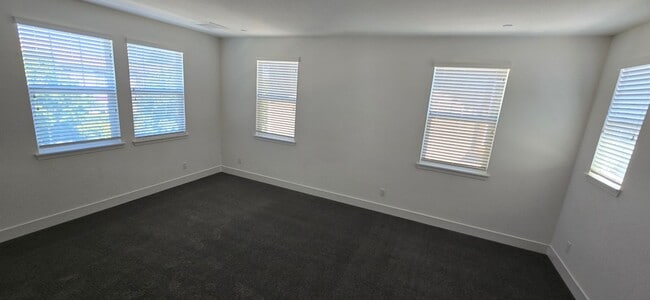 Building Photo - Located in the desirable K-Section of Rohnert Park