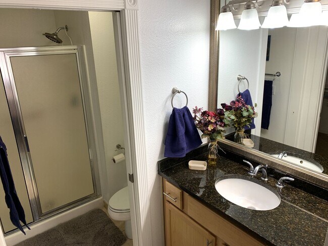 Building Photo - Meridian-FURNISHED 2 BDR /2 BATH + Den Lux...