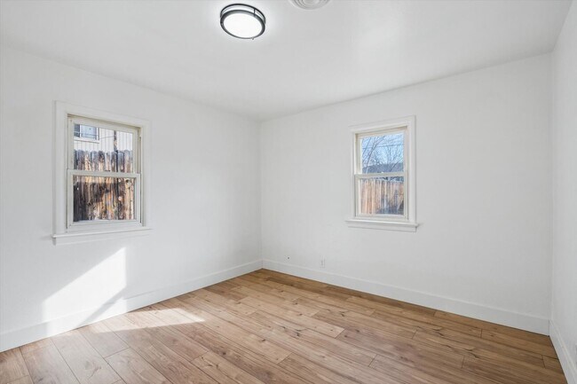 Building Photo - Remodeled house