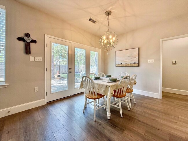 Building Photo - 251 N Maple Glade Cir